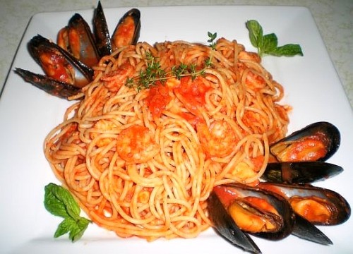 Image of spaghetti with seafood