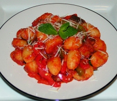 Gnocchi pasta with spicy tomato sauce